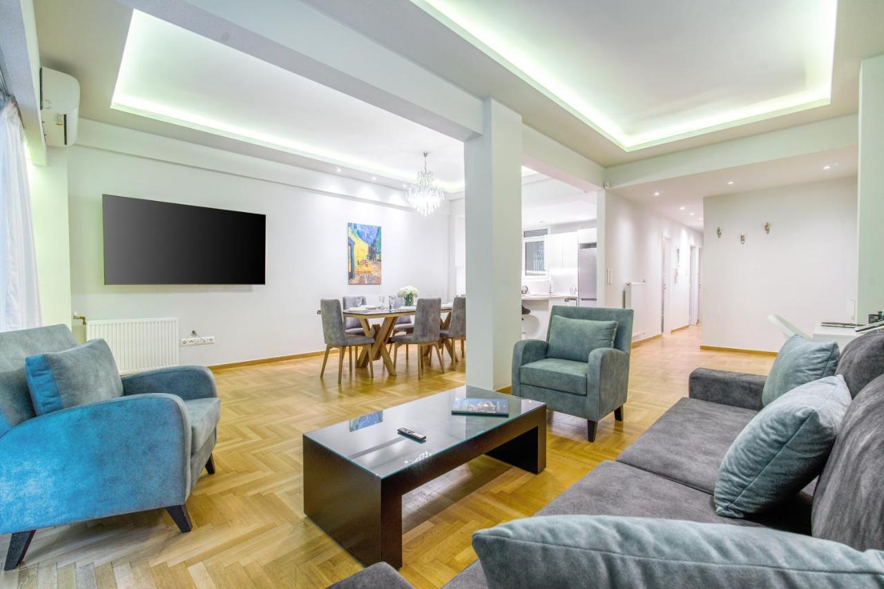 Urban Luxury On A Quiet Street In The Center Of Athens Apartment ภายนอก รูปภาพ