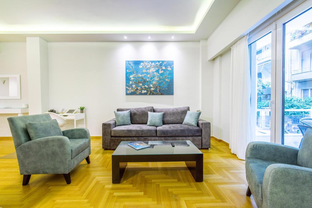 Urban Luxury On A Quiet Street In The Center Of Athens Apartment ภายนอก รูปภาพ