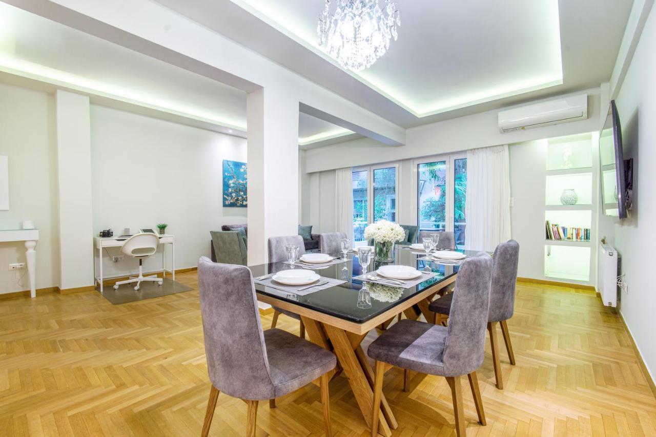 Urban Luxury On A Quiet Street In The Center Of Athens Apartment ภายนอก รูปภาพ